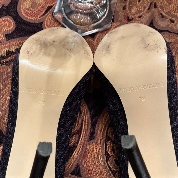 Gorgeous Enzo Angiolini Peep Toe Sequined Black Heels Like New 4” Heel Size 7 - Picture 9 of 9